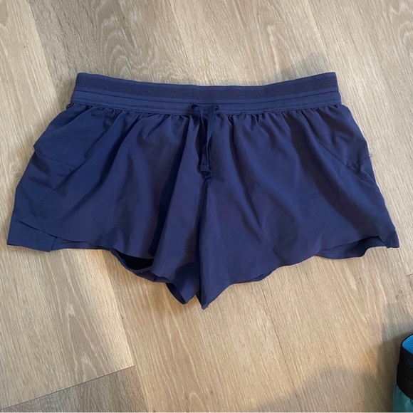 Janji Women’s 3” AFO Middle Running Shorts sz Small - Picture 5 of 6